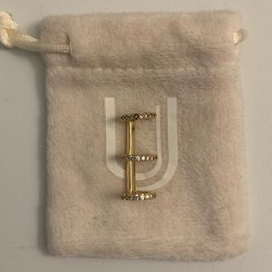 *RELIST* Uncommon James Gold Downtown Ear Cuff